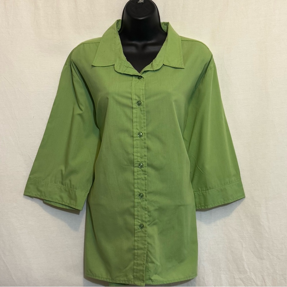 D-132 American Sweetheart PLUS SIZE 2X Green 1/2 Sleeve Button Down Blouse
